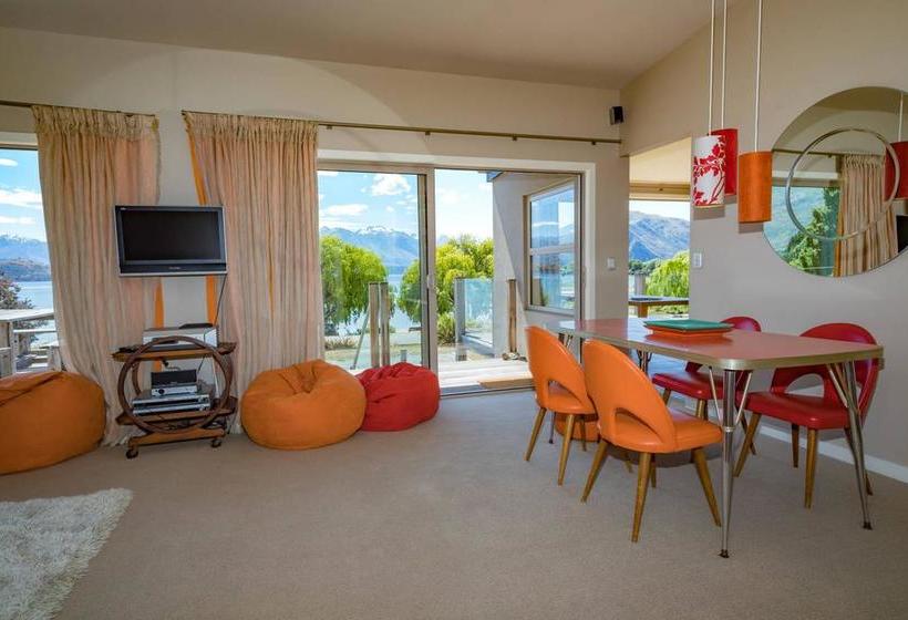 An Alpine Lodge For Sharing