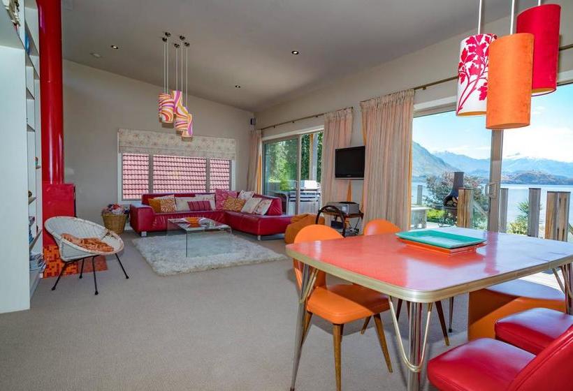 An Alpine Lodge For Sharing