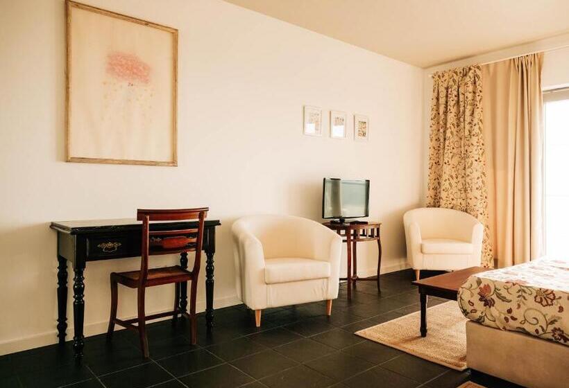 تختخواب و صبحانه Casa Das Barcas