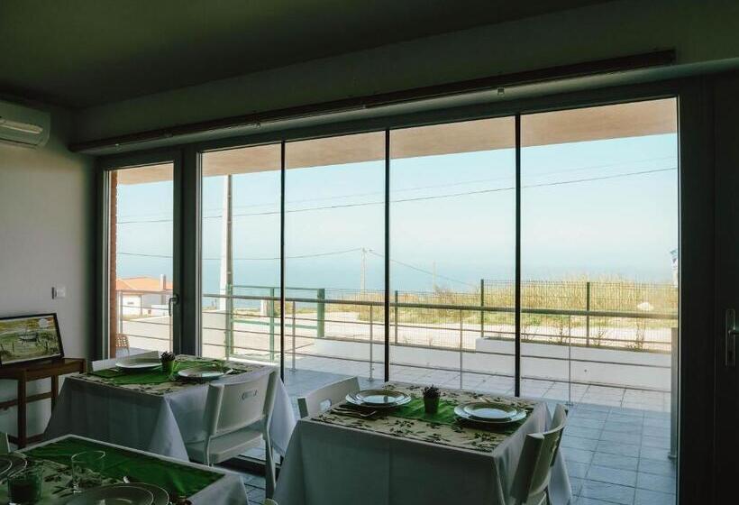 تختخواب و صبحانه Casa Das Barcas