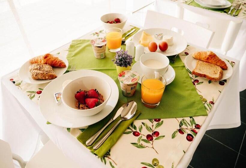 تختخواب و صبحانه Casa Das Barcas