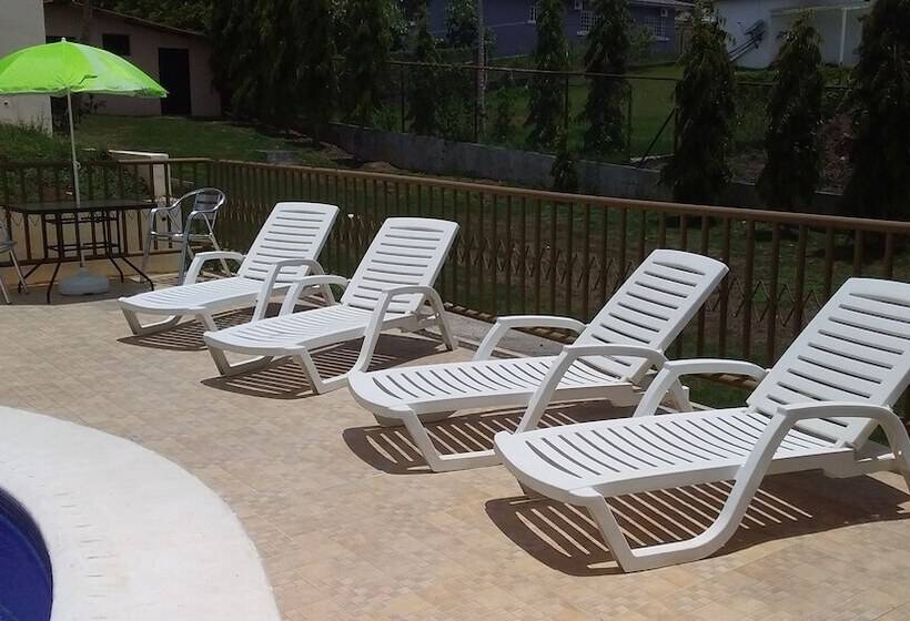 مبيت وإفطار Casa Luciaa