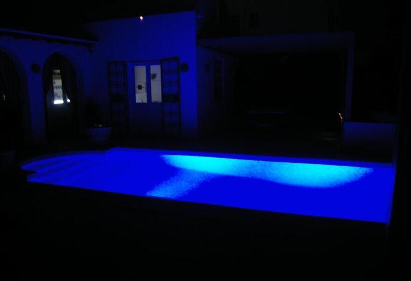 ベッドアンドブレックファースト Midounia