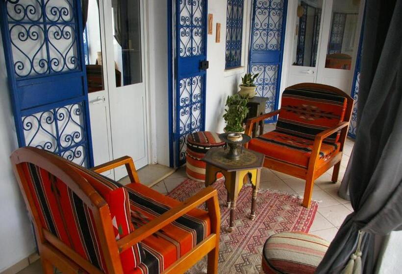 ベッドアンドブレックファースト Midounia