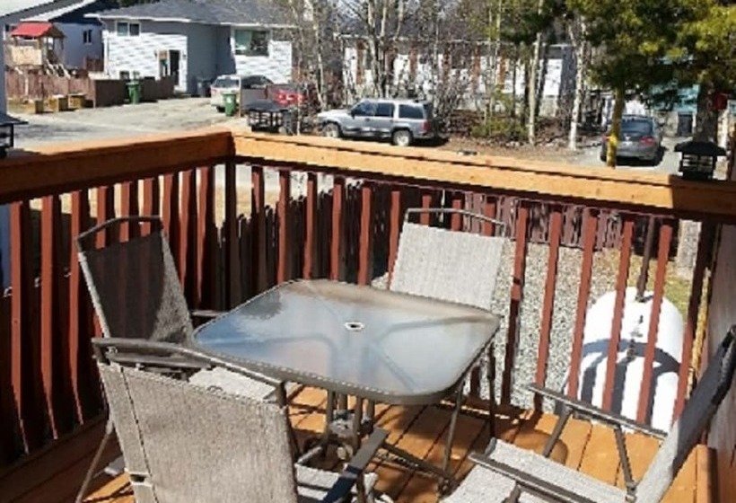 مبيت وإفطار Wild North Bed & Rest