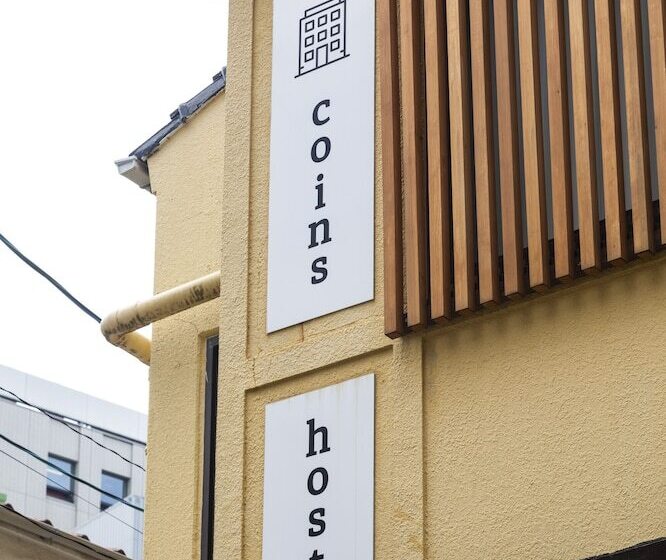 Coins Hostel Tenjin