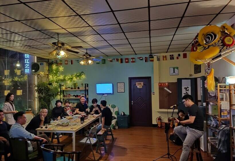 Foshan School Age Youth Hostel