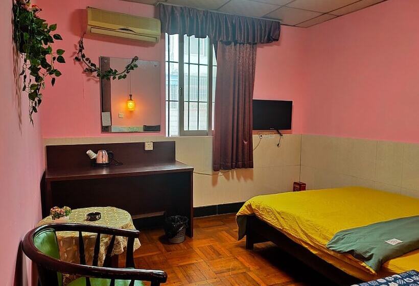 Foshan School Age Youth Hostel