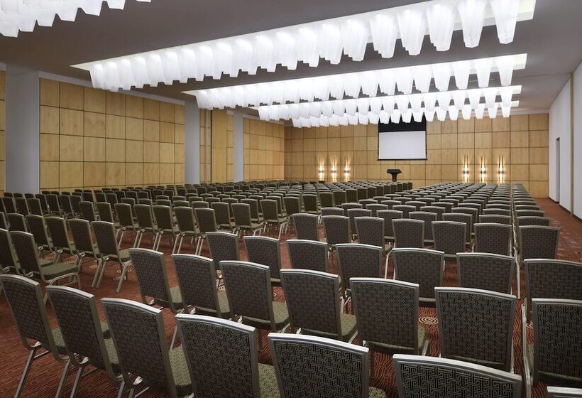 هتل Accra Marriott