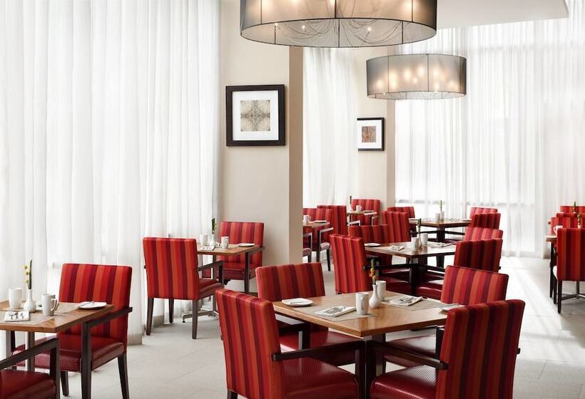 هتل Accra Marriott