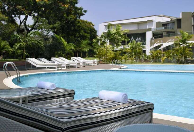 هتل Accra Marriott