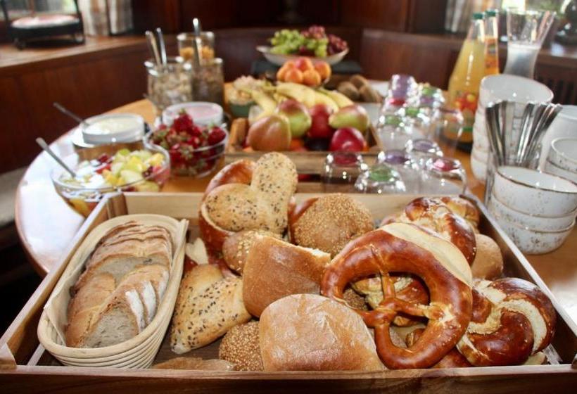 Отель Adler Oberdorf