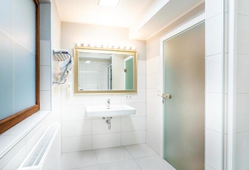 בית מלון כפרי Altstadt Liebling