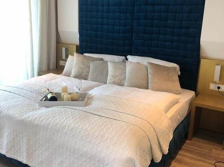 בית מלון כפרי Athen Kelsterbach Frankfurt Airport