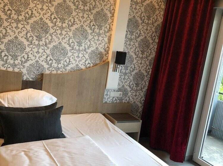 فندق Athen Kelsterbach Frankfurt Airport