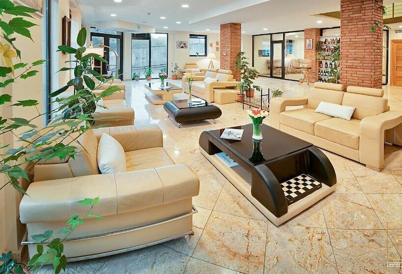 هتل Atrium Boutique