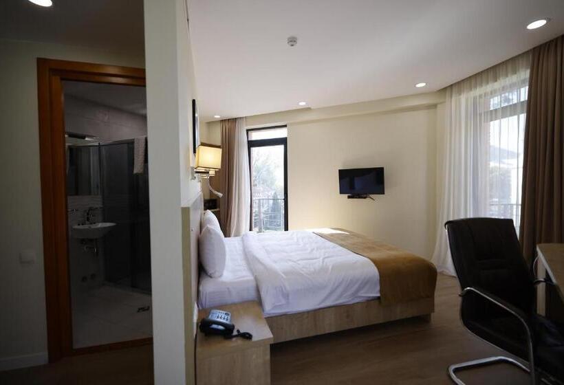 هتل Atrium Boutique