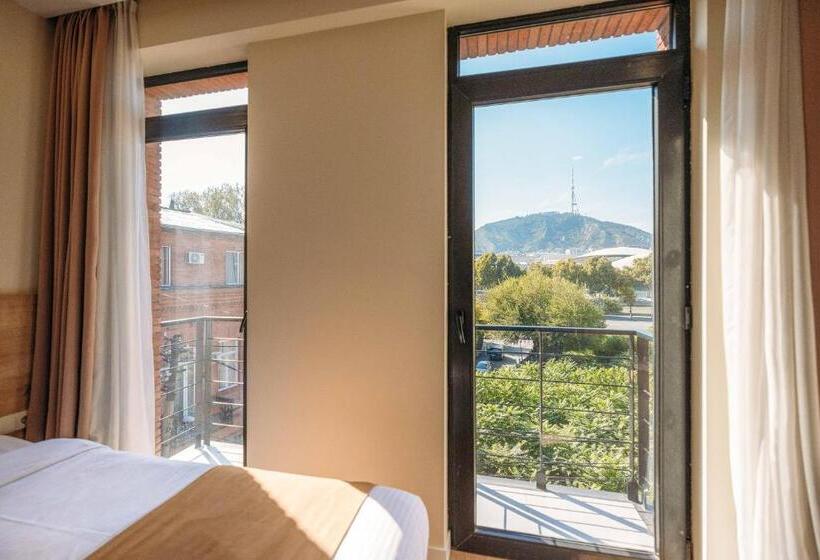 هتل Atrium Boutique