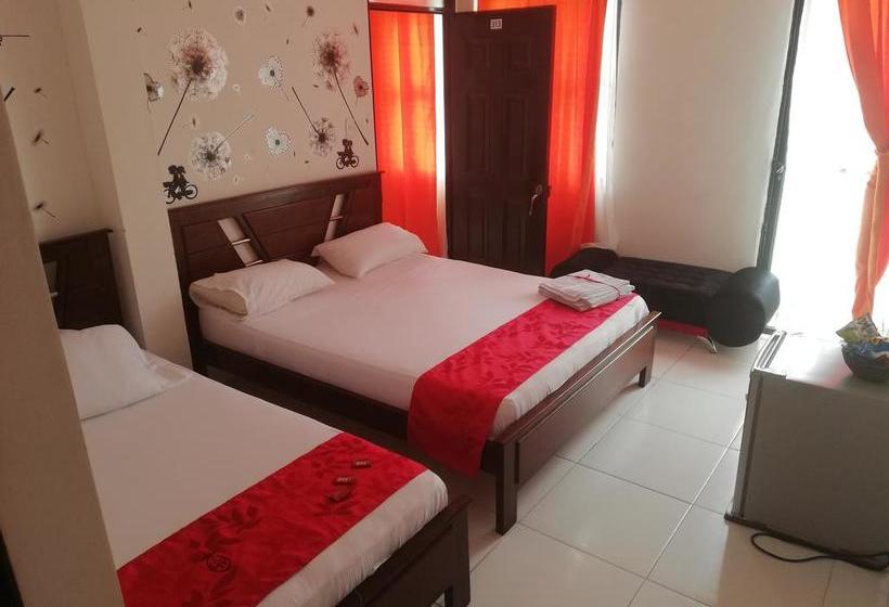 هتل Cartago Plaza