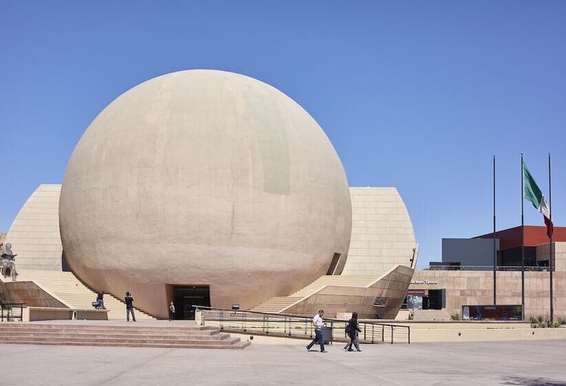 Отель Fairfield Inn & Suites By Marriott Tijuana