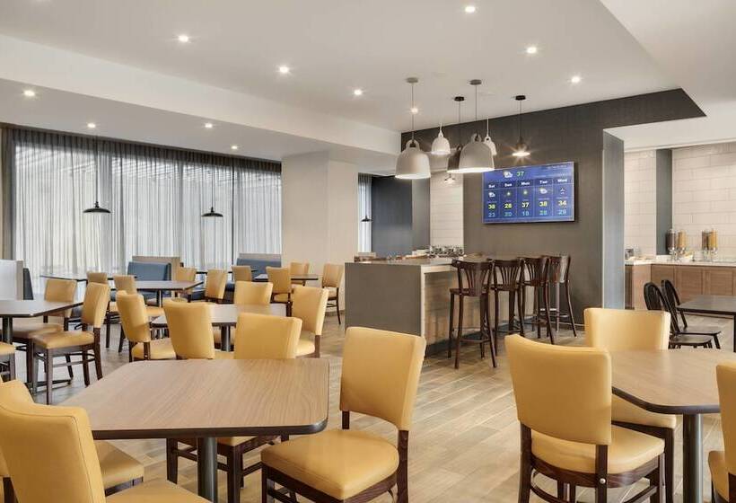Отель Fairfield Inn & Suites By Marriott Tijuana