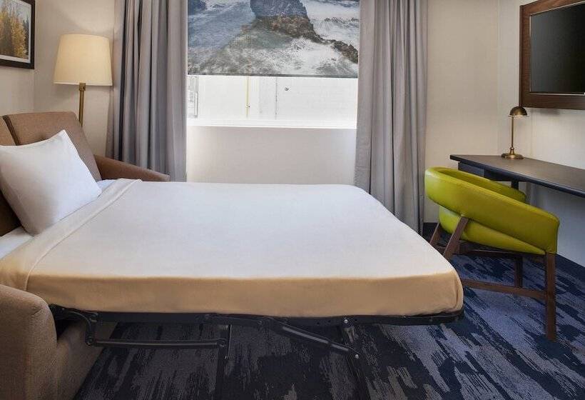 Отель Fairfield Inn & Suites By Marriott Tijuana