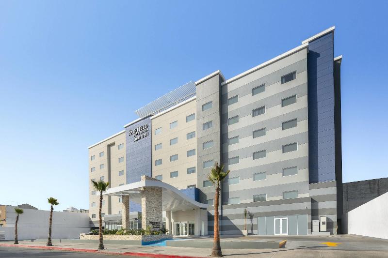 Отель Fairfield Inn & Suites By Marriott Tijuana