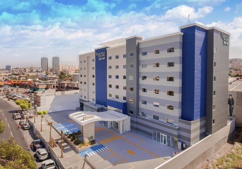Отель Fairfield Inn & Suites By Marriott Tijuana