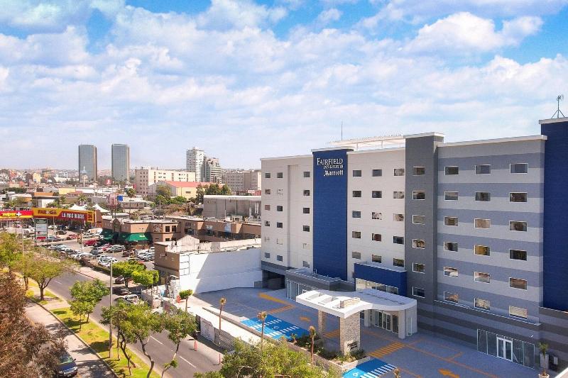 Отель Fairfield Inn & Suites By Marriott Tijuana
