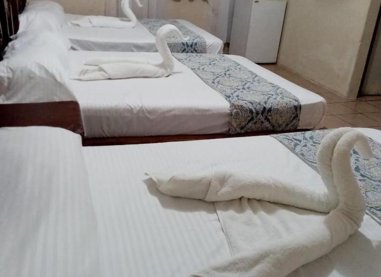 ホテル Familiar El Dorado