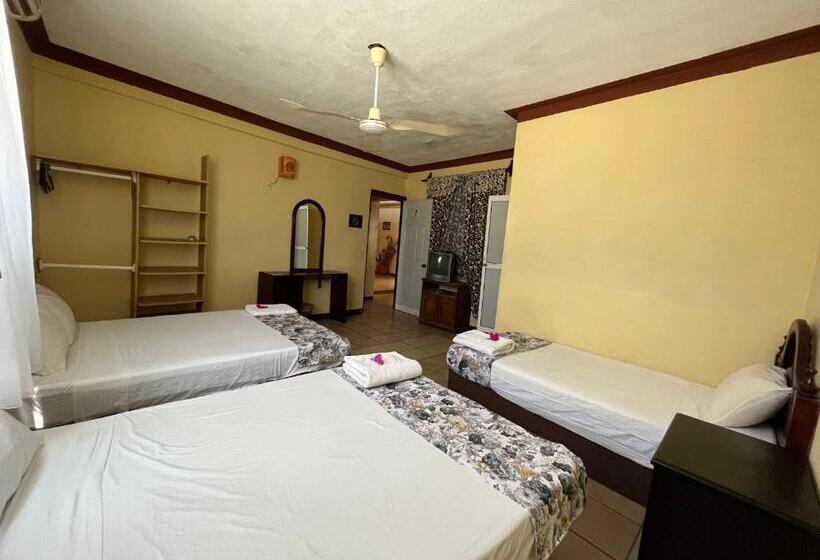 ホテル Familiar El Dorado