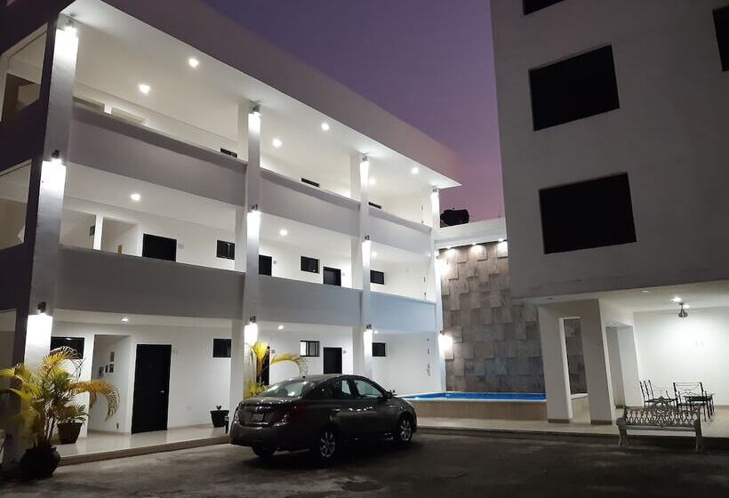 ホテル Habitat Inn