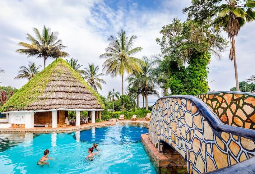 هتل Kingfisher Safaris Resort