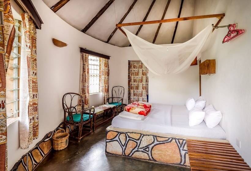 هتل Kingfisher Safaris Resort