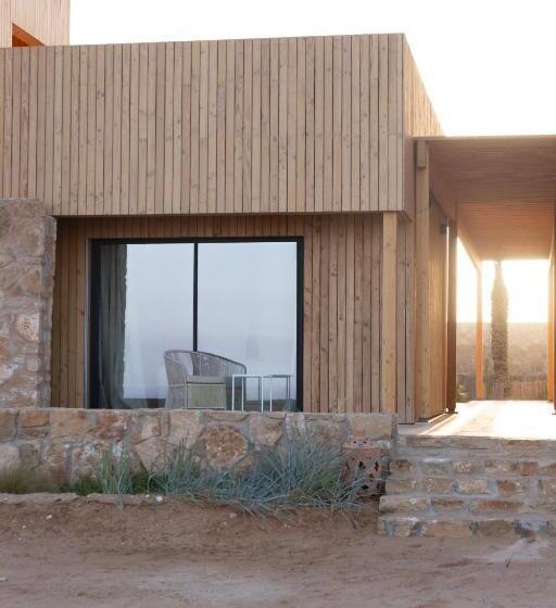 בית מלון כפרי La Tour D Eole