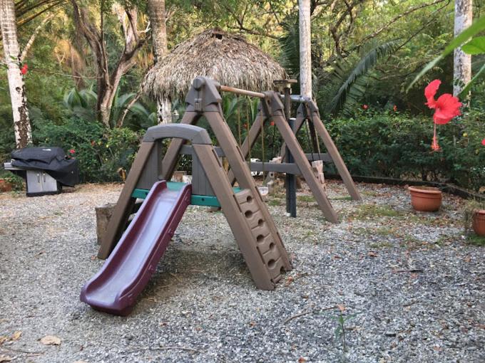 Отель Mal Pais Surf Camp