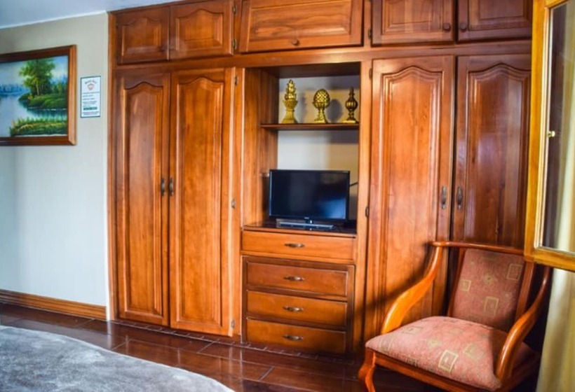 فندق Posada Real