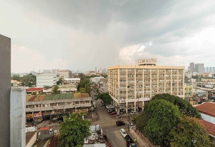 בית מלון כפרי Reddoorz Plus At Banawe Quezon City