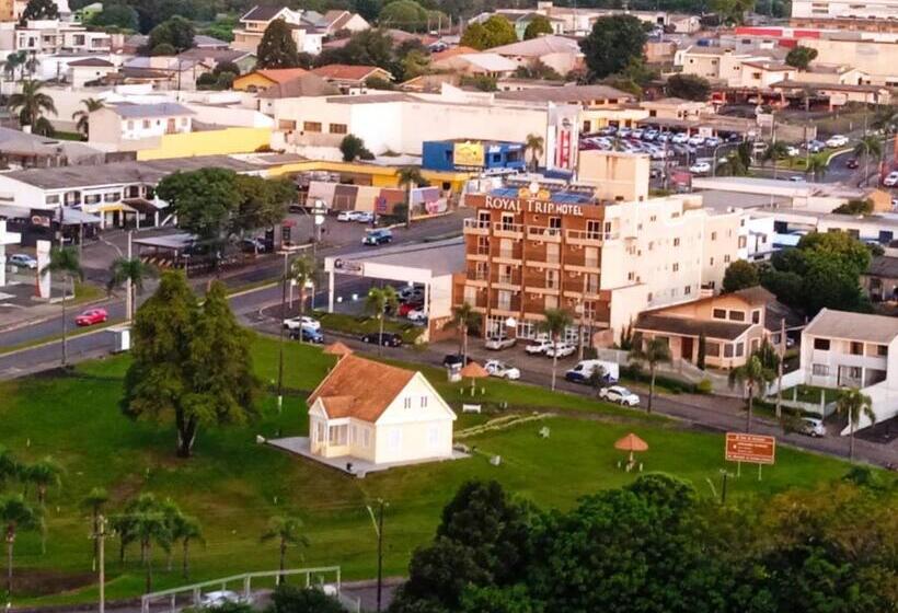 Отель Royal Trip