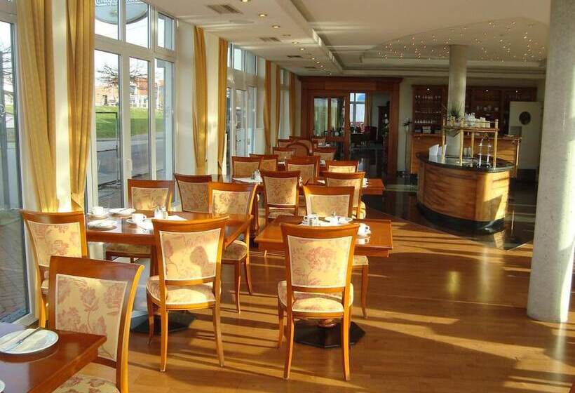 فندق Vier Jahreszeiten Bensersiel