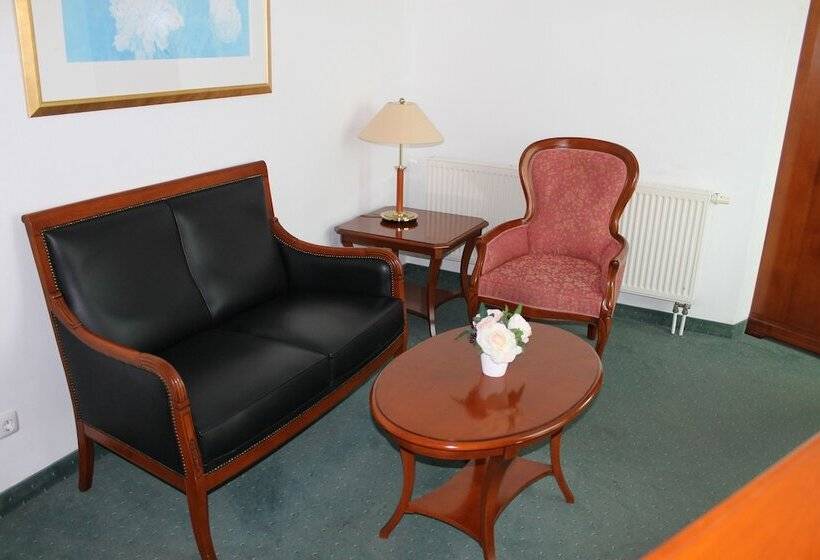 فندق Vier Jahreszeiten Bensersiel