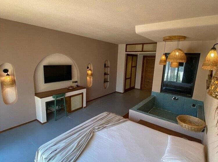 Z Exclusive Hotel And Villas