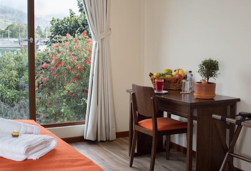 Ilalo Garden Hotel & Restaurant