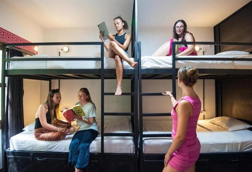 Mad Monkey Hostel Phnom Penh