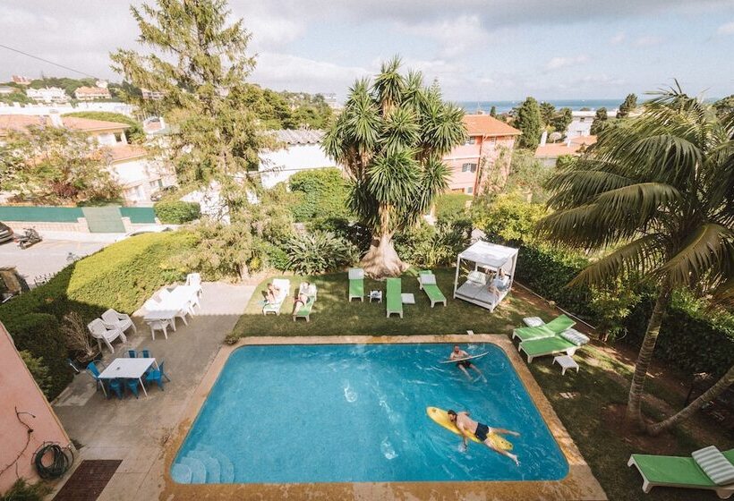 Nice Way Cascais Hostel & Surf Camp