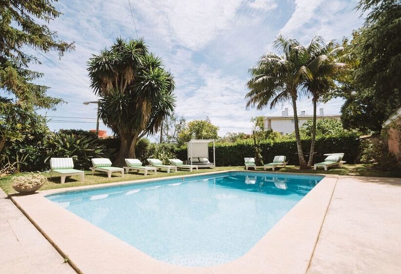 Nice Way Cascais Hostel & Surf Camp