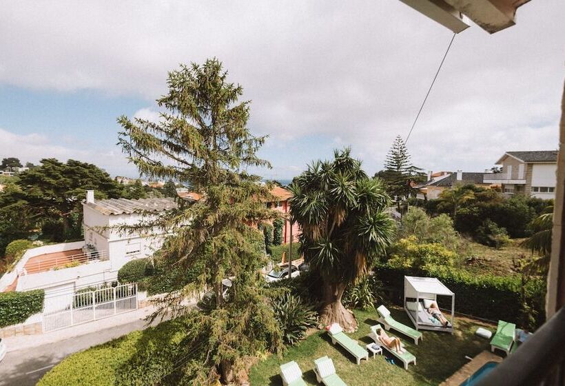 Nice Way Cascais Hostel & Surf Camp