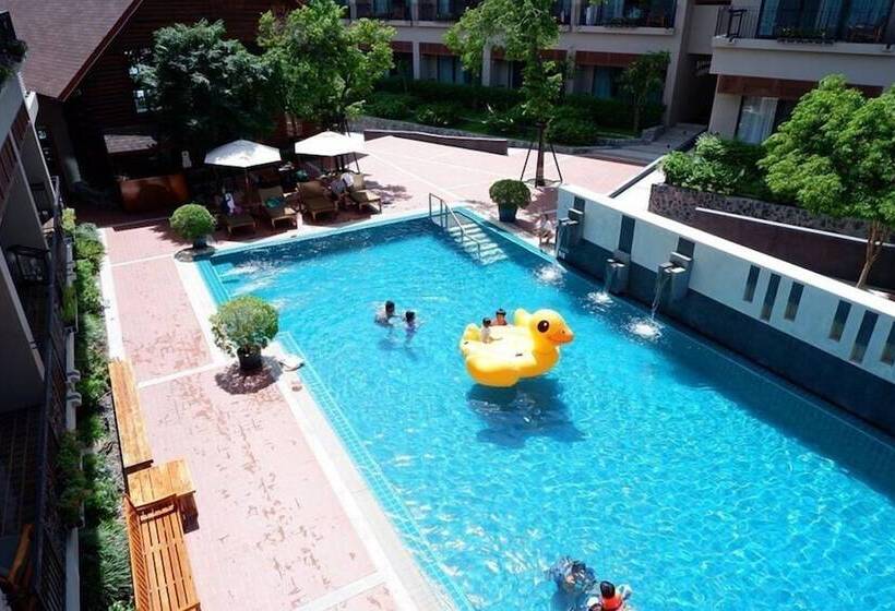 Plakan Resort