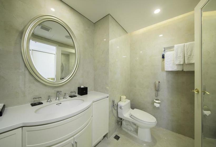 هتل Meliá Vinpearl Danang Riverfront