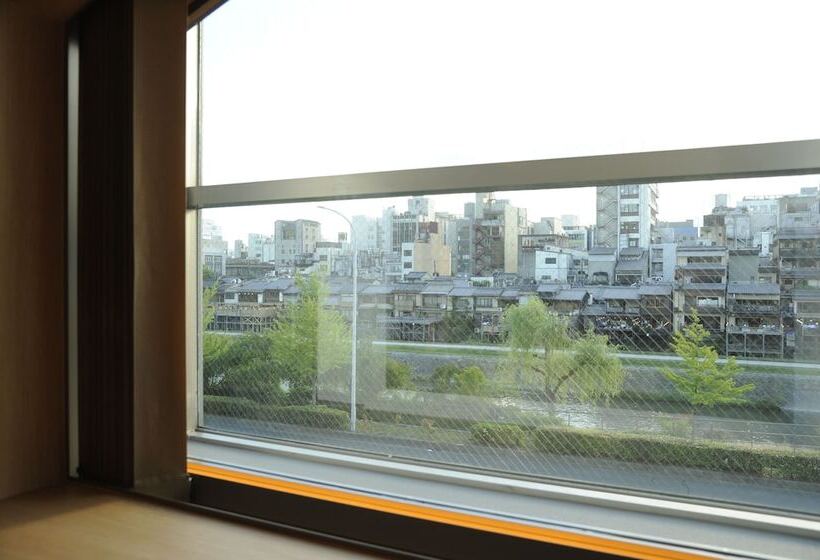 旅馆 Cafetel Kyoto Sanjo For Ladies